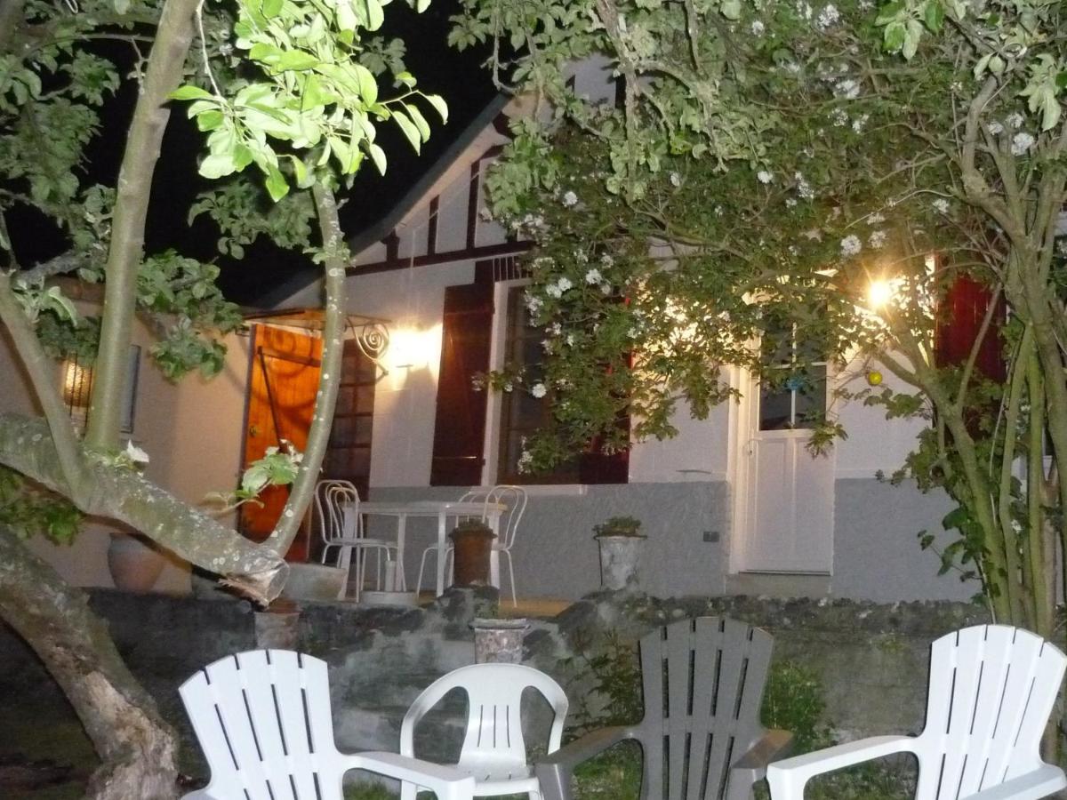 Les Charmettes Villa Мер-ле-Бен Екстериор снимка
