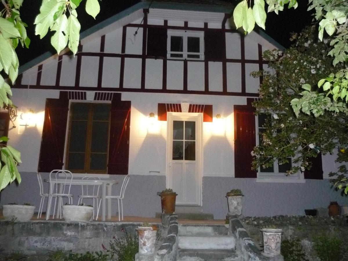 Les Charmettes Villa Мер-ле-Бен Екстериор снимка